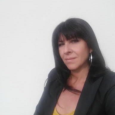 Senior clinical data leadership driving continuous data excellence Marina Chenot